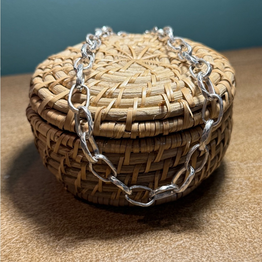 Elegant Silver Chain Necklace